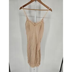 Vintage 1980s Body Chic Womens Sz 34 Nylon Nightgown Beige w/ Lace Trim